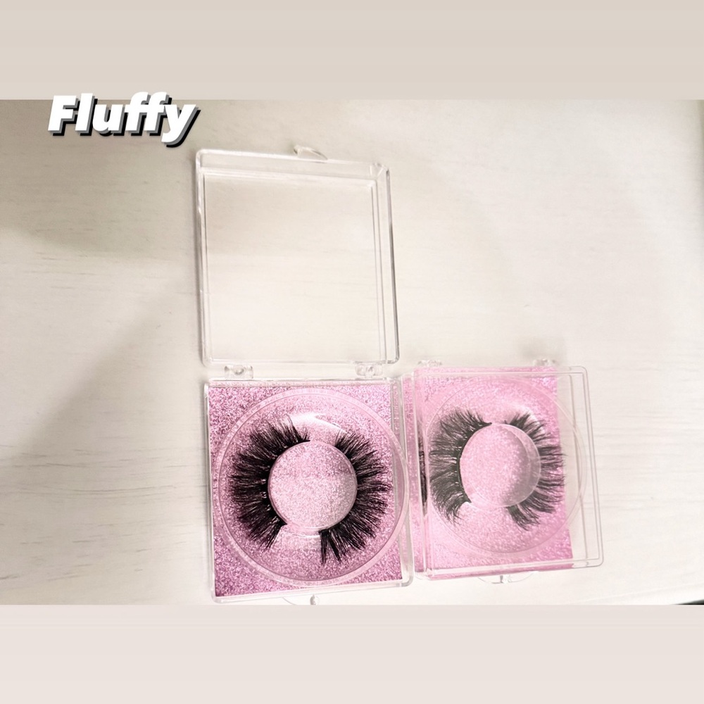 Lashes - Picture 14 of 15